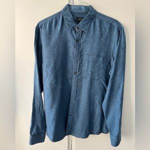 Club Monaco Slim fit long sleeve denim shirt - L
